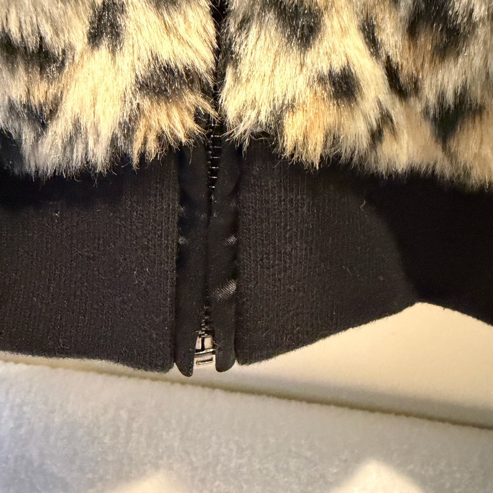 Faux Leopard Fur Bomber Jacket - Picture 5 of 9